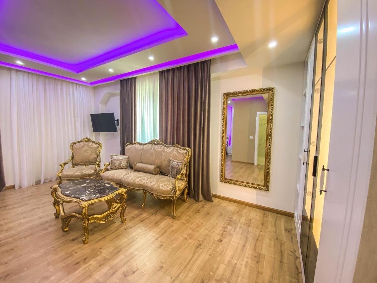 Red Hill Hotel Тирана Екстериор снимка