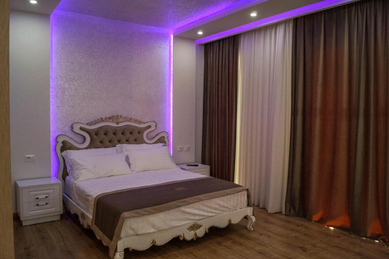 Red Hill Hotel Тирана Екстериор снимка