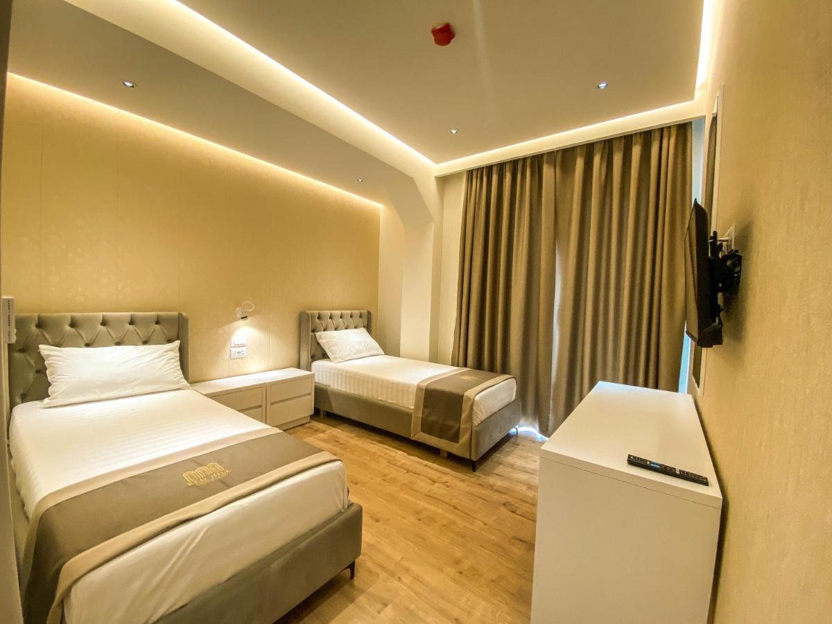 Red Hill Hotel Тирана Екстериор снимка