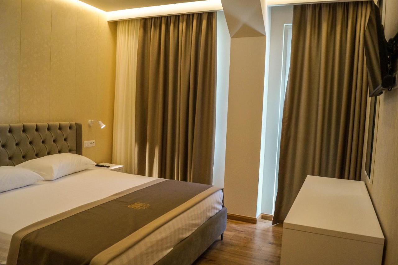 Red Hill Hotel Тирана Екстериор снимка