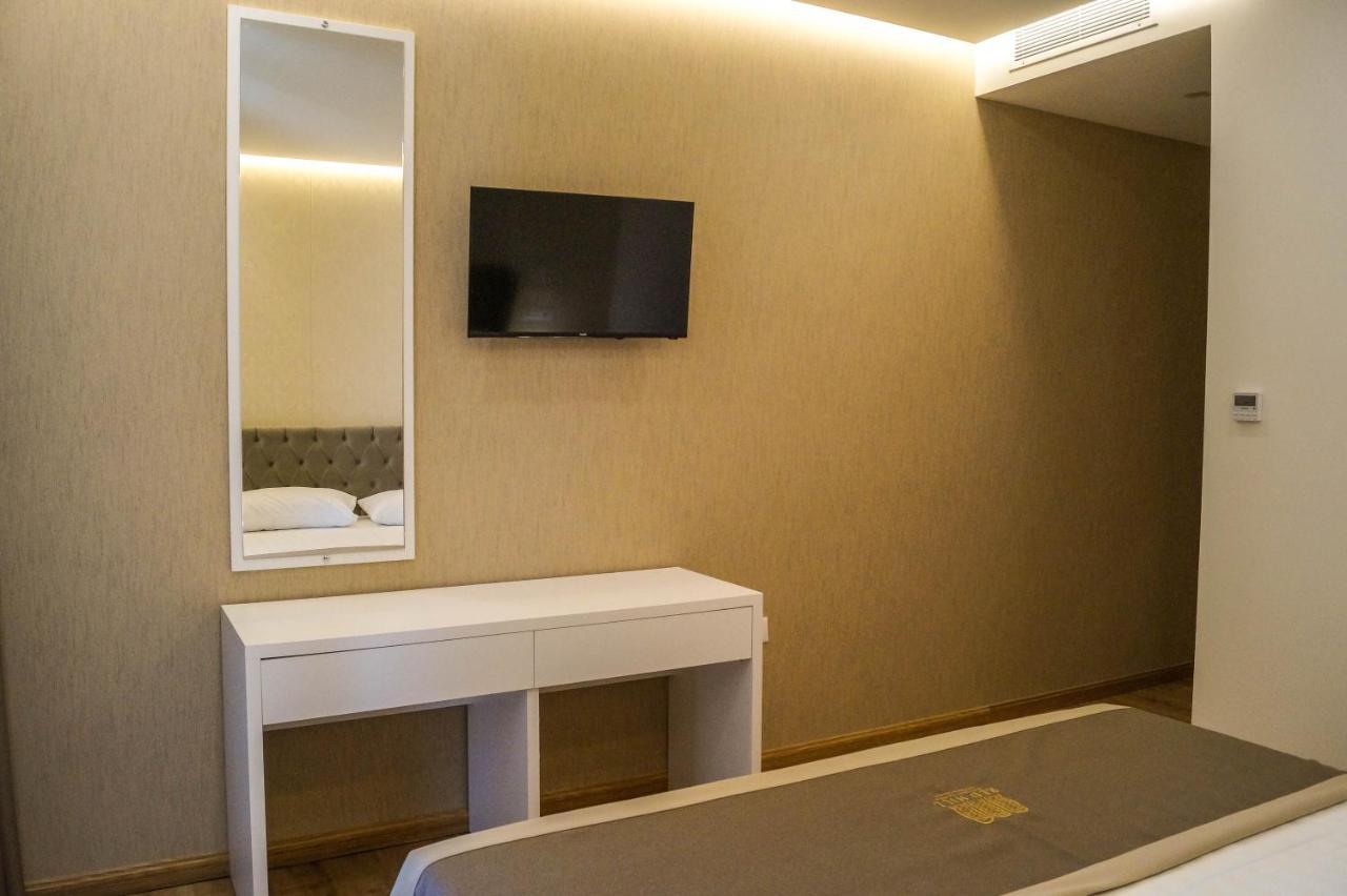 Red Hill Hotel Тирана Екстериор снимка