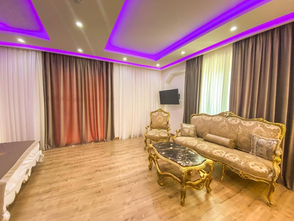 Red Hill Hotel Тирана Екстериор снимка
